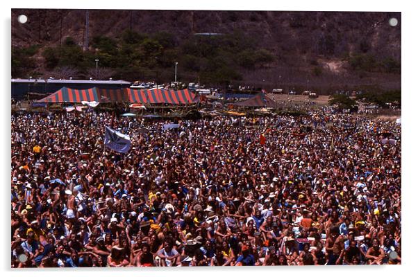 Crowd at Diamond Head 3703_75352 Acrylic by Judith Schindler-Domser