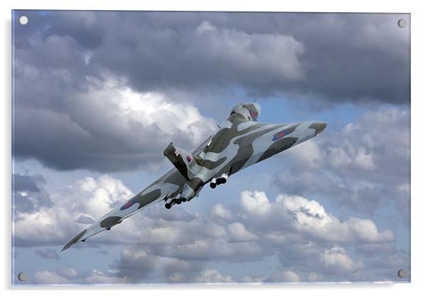 Avro vulcan bomber xh558 at Abingdon air show. Acrylic by Tony Bates