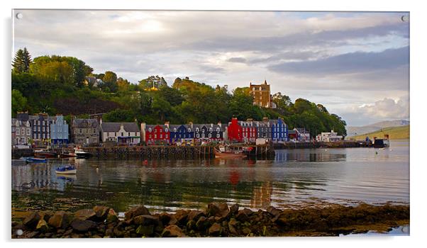 Tobermory at low tide Acrylic by Gary Eason