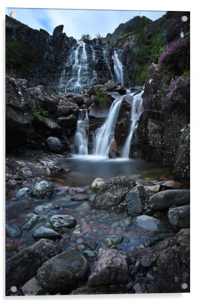 Stickle Gill 3.0 Acrylic by Yhun Suarez