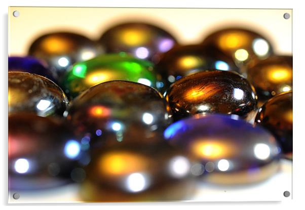 Bokeh beads Acrylic by Simon Wilson
