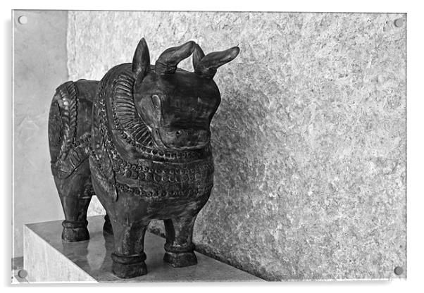 Wooden hand carved ornamental bull Acrylic by Arfabita  