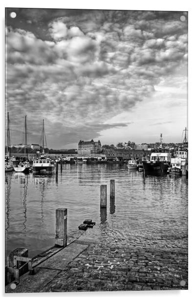 Scarborough Harbour  Acrylic by Darren Galpin