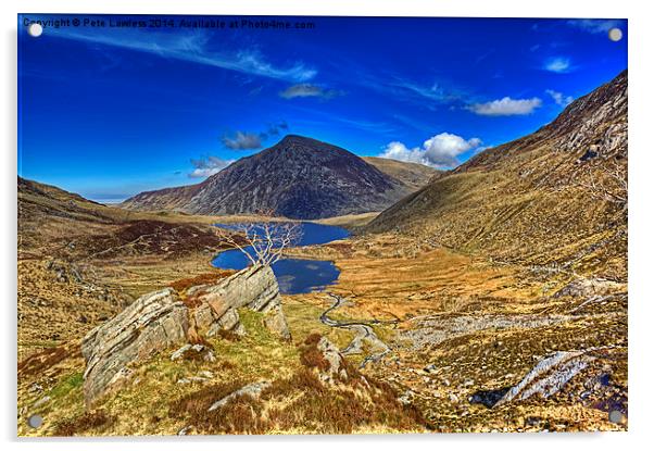 Llyn Idwal and Pen Yr Old Wen Acrylic by Pete Lawless