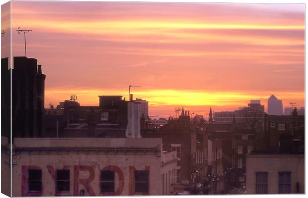 Sunrise over London Canvas Print by Jonathan Pankhurst