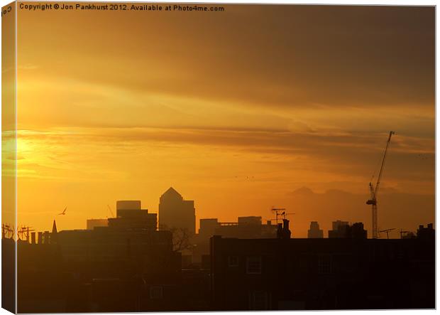 Golden Sunrise at Canary Wharf Canvas Print by Jonathan Pankhurst