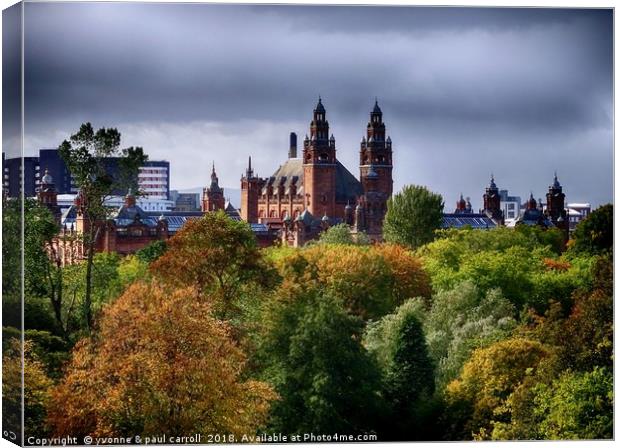 Glasgow museum & art gallery building in autumn Canvas Print by yvonne & paul carroll