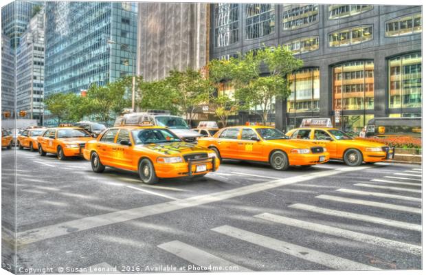 New York Cabs Canvas Print by Susan Leonard