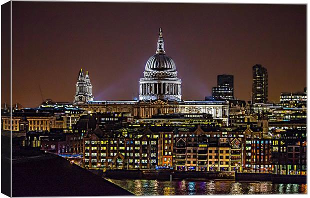 St Pauls Cathedral Canvas Print by Phil Robinson