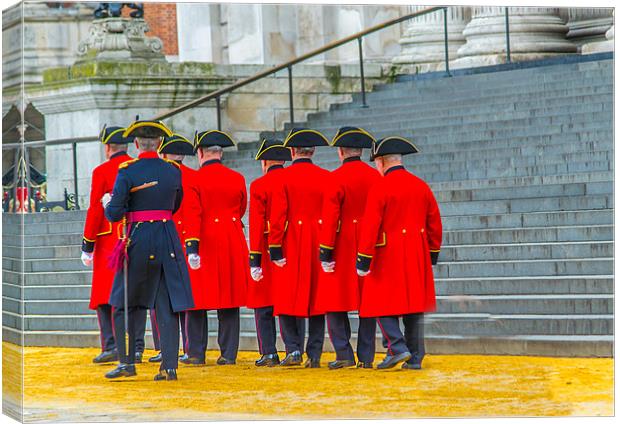 Chelsea Pensioner Canvas Print by Phil Robinson