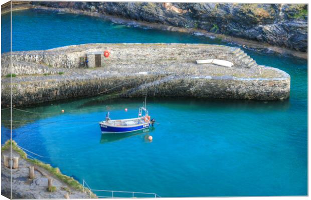 Boscastle harbour  Canvas Print by Dave Bell