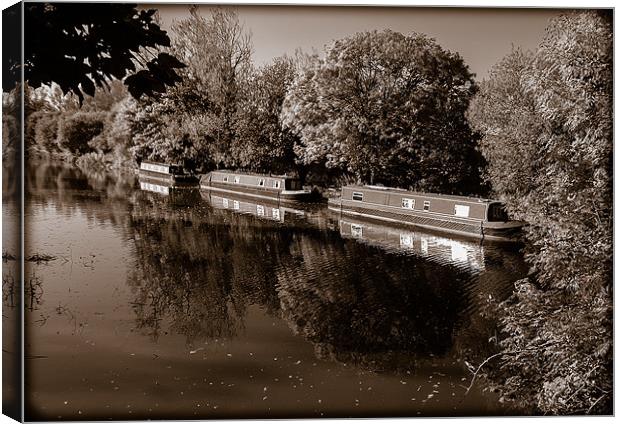 Moored Canal Boats, Kintbury, Berkshire, England,  Canvas Print by Mark Llewellyn