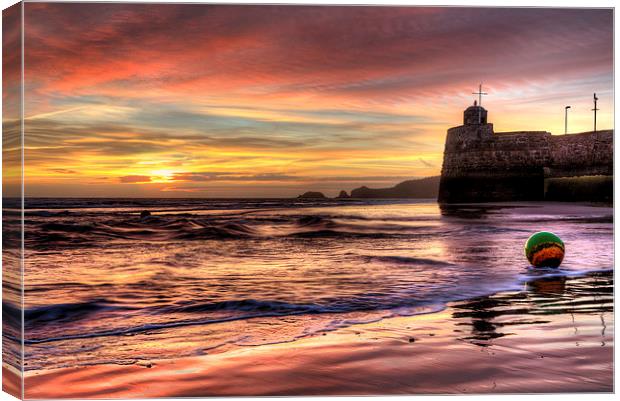 Saundersfoot Red Sunrise Canvas Print by Simon West