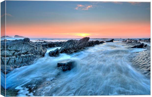 Incoming Tide Canvas Print by nick woodrow