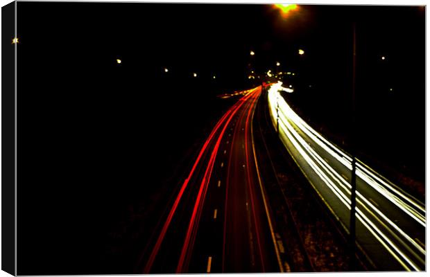 m6 by night Canvas Print by darren  carter