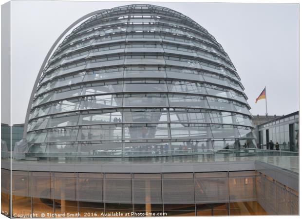      The Reichstag glass dome.                     Canvas Print by Richard Smith