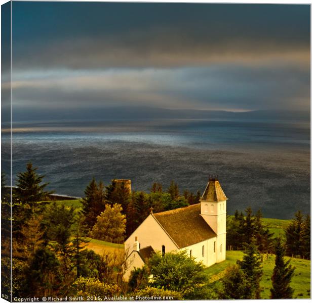 Uig Kirk Canvas Print by Richard Smith