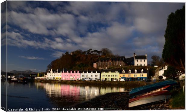 Portree pier shortly after a summer sunrise. Canvas Print by Richard Smith