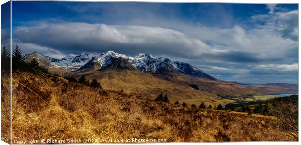 The actual Cuillin Hills Canvas Print by Richard Smith