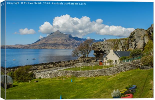 Harbour Cottage, Elgol, Isle of Skye. Canvas Print by Richard Smith