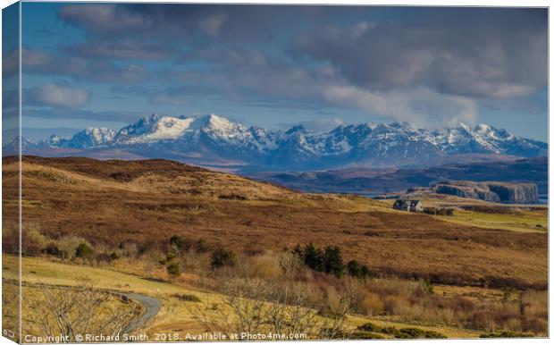 The Cuilin from Orbost in late March 2018. Canvas Print by Richard Smith