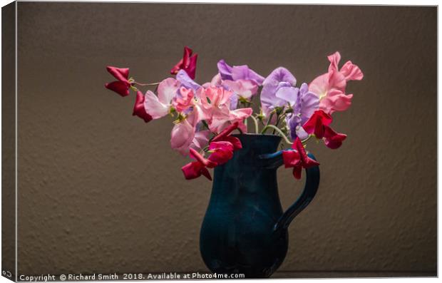 Sweat Pea in a jug Canvas Print by Richard Smith