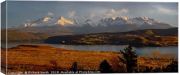The Cuillin range from Ullinish in February Canvas Print by Richard Smith