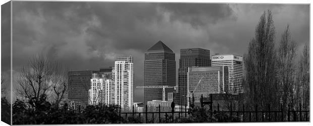 Bankers At Canary Wharf Canvas Print by Nigel Jones