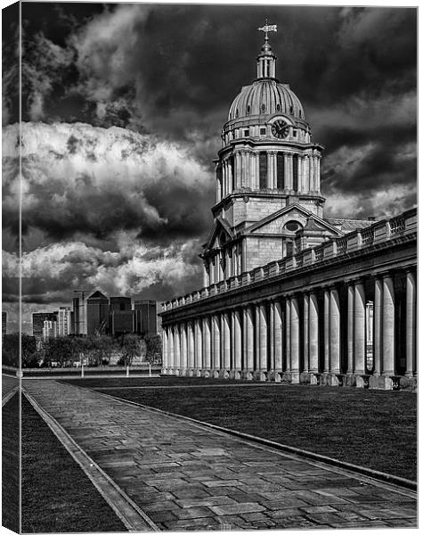  Greenwich Old and New Canvas Print by Nigel Jones