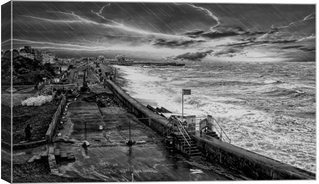 Southsea storms Canvas Print by JC studios LRPS ARPS