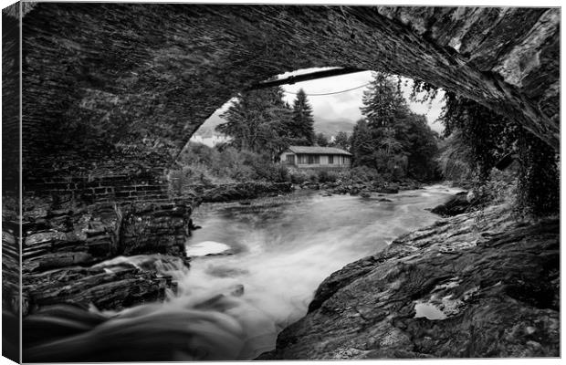 Water under the bridge Canvas Print by JC studios LRPS ARPS