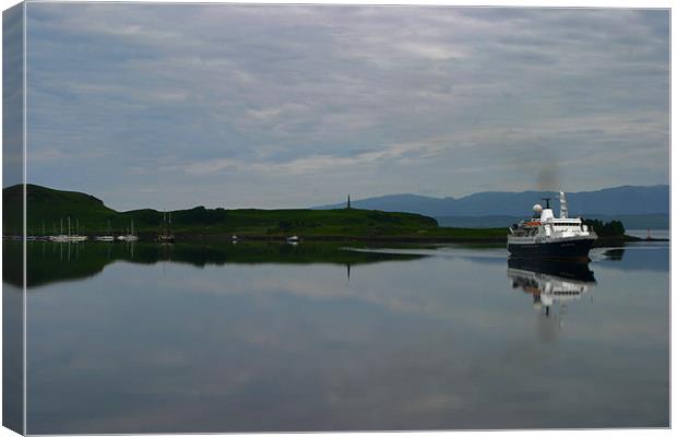 Oban Harbour Canvas Print by Tommy Reilly