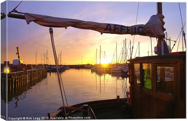 Anstruther Calm Canvas Print by Bob Legg