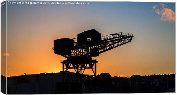 Cowes Hammerhead Crane Canvas Print by Wight Landscapes