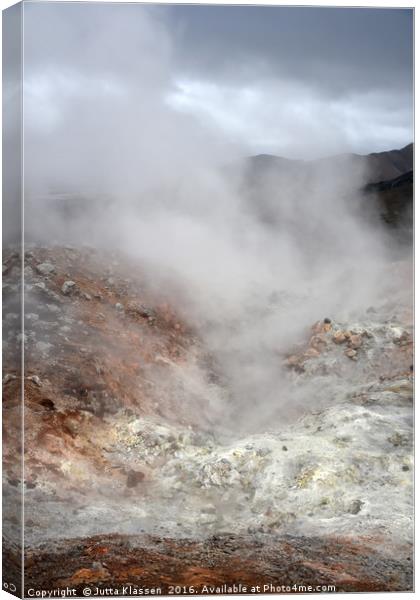 Sulfur lava steam at Landmannalaugar Canvas Print by Jutta Klassen