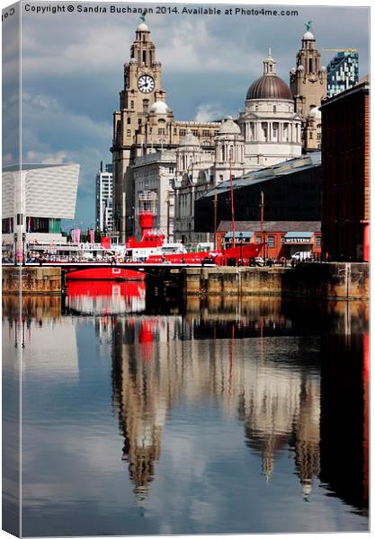  Reflections Of Liverpool Canvas Print by Sandra Buchanan