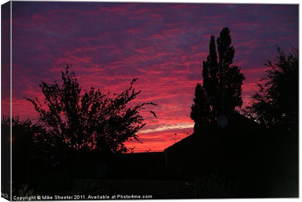 Red Sky At Night Canvas Print by Mike Streeter