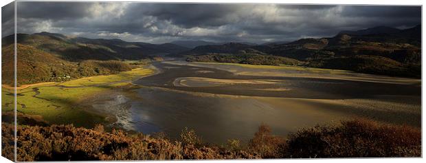  Mawddach Estuary Canvas Print by Kevin OBrian