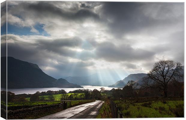 Moody Skies Over Ullswater Canvas Print by Ian Duffield