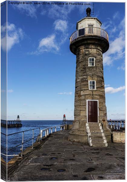  East Pier Lighthouse Whitby Canvas Print by keith sayer