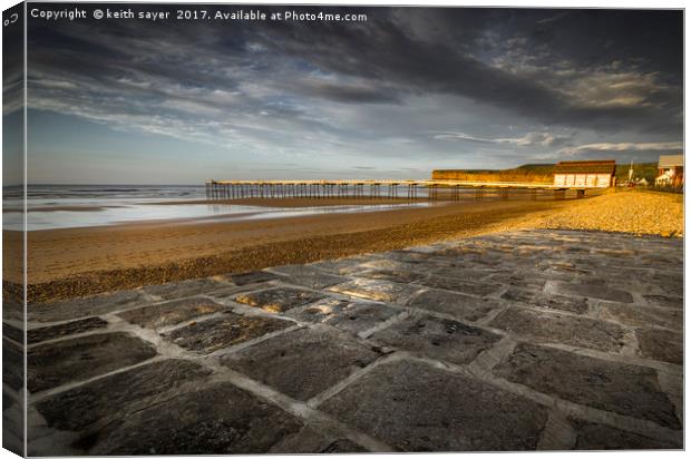 Saltburn Beach in the evening light Canvas Print by keith sayer