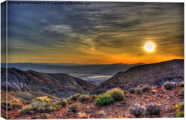 Death Valley Sunrise Canvas Print by chris wood