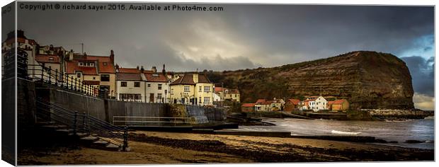  Fishing Village of Staithes Canvas Print by richard sayer