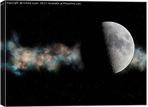 Moonstruck Canvas Print by richard sayer