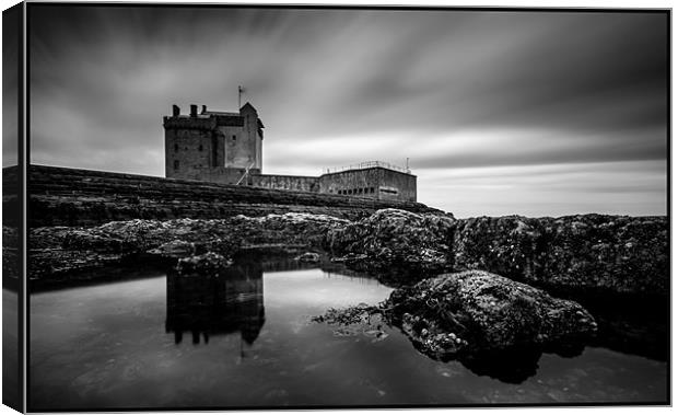 Broughty Ferry Castle Canvas Print by Jon  Crowther