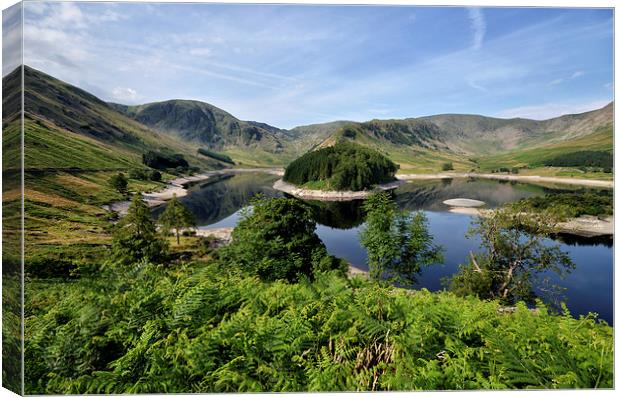 Haweswater Reflections Canvas Print by Gary Kenyon