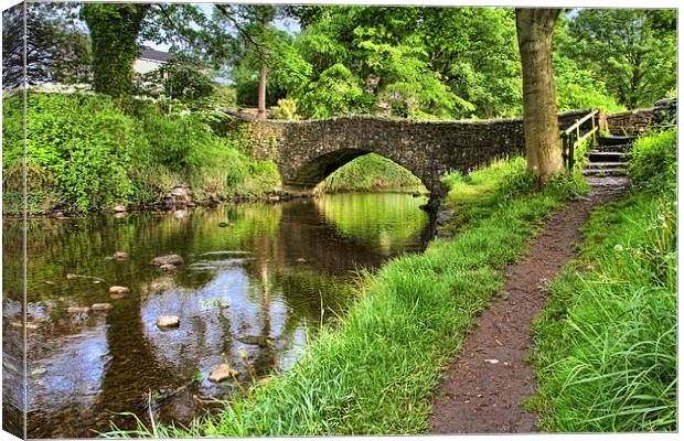  Clapham North Yorkshire Canvas Print by Gary Kenyon