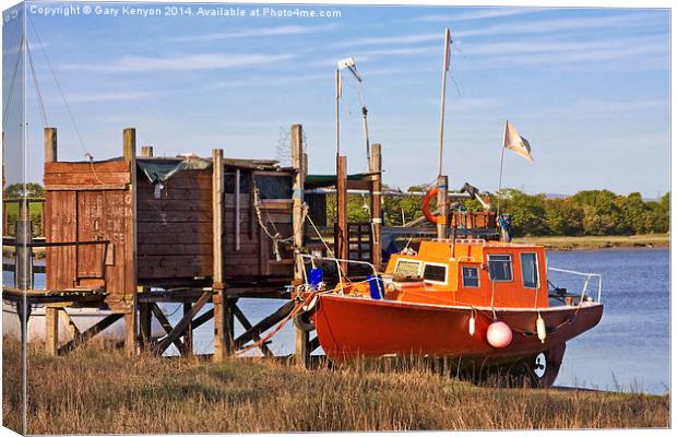  Boat And Jetty At Skipool Creek Canvas Print by Gary Kenyon