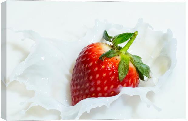  Strawberries and Cream Canvas Print by Gary Kenyon