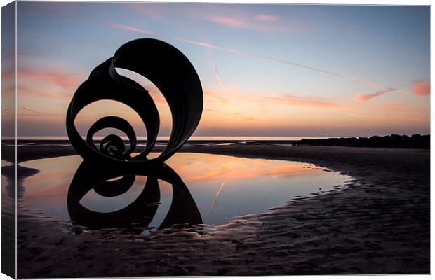  Sunset Over Mary's Shell - Cleveleys Canvas Print by Gary Kenyon